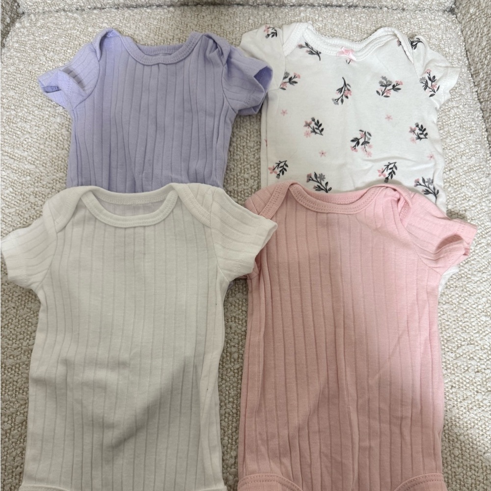 4 Carter’s Onsies NWOT